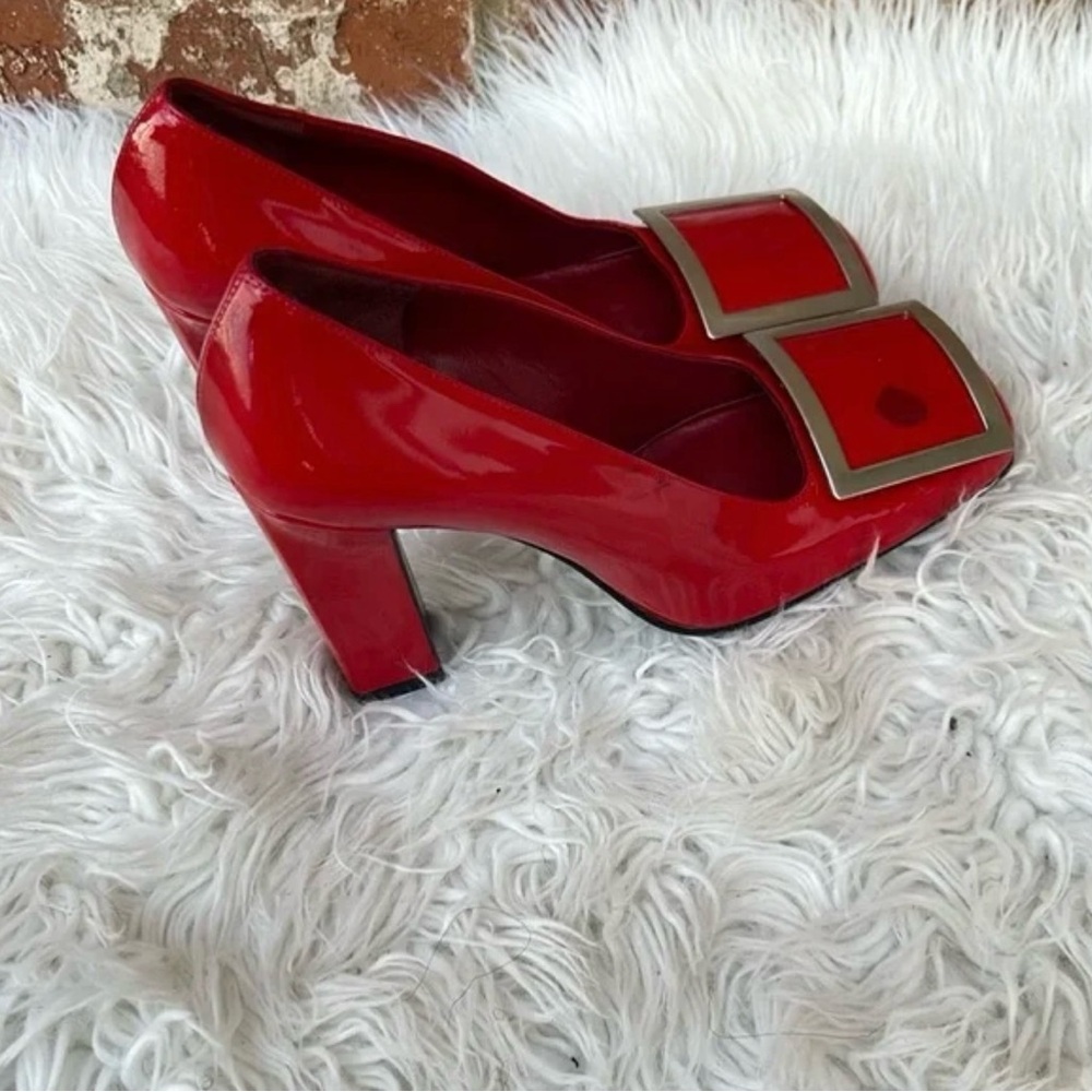 Yves Saint Laurent Red Patent Leather Heels 6.5. - Picture 4 of 8